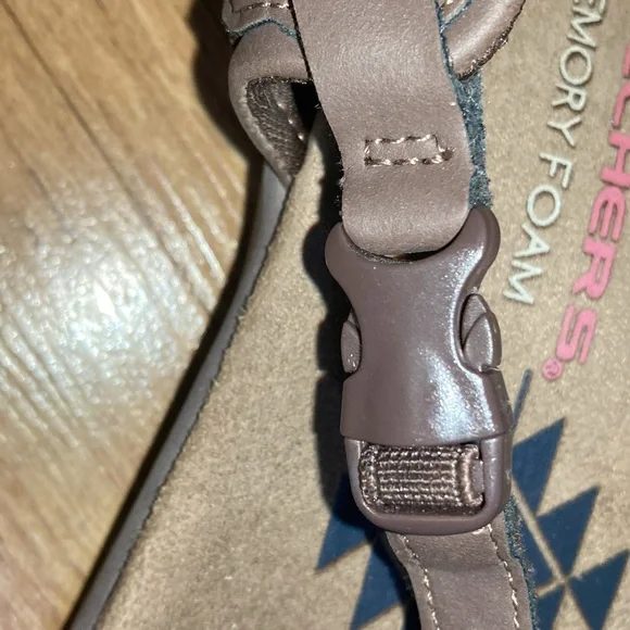 SKETCHERS women's Reggae Slim Vacay chocolate, purple and pink, size 8 Pre-Owned - Picture 7 of 8